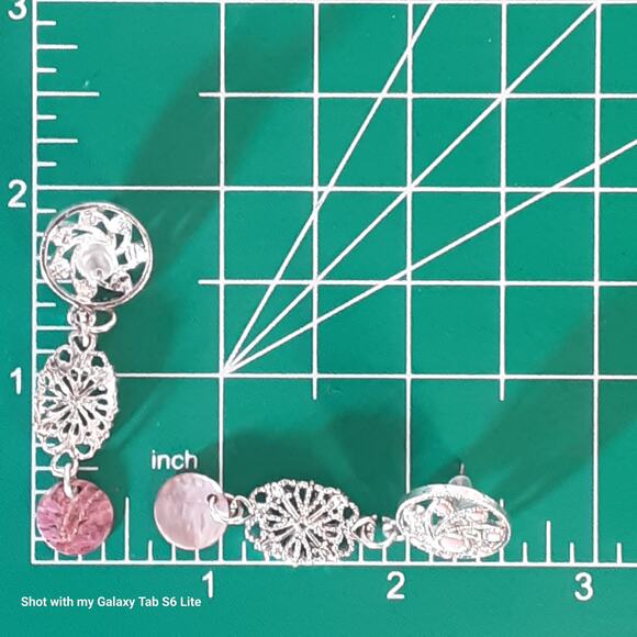 Silver Tone Filagree Dangle Drop Earrings Tiny Pink Stones - Picture 9 of 9